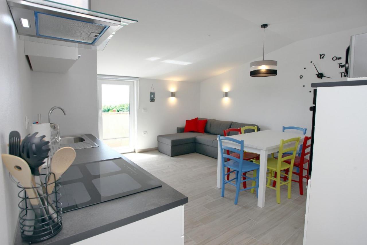 Sea View Istrian Countryside Apartment - Rota Dragonja 외부 사진